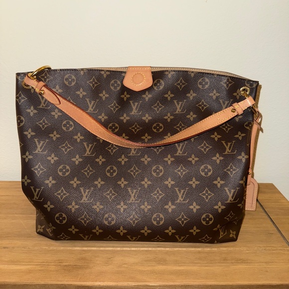 Louis Vuitton Handbags - Louis Vuitton Graceful MM Beige Purse